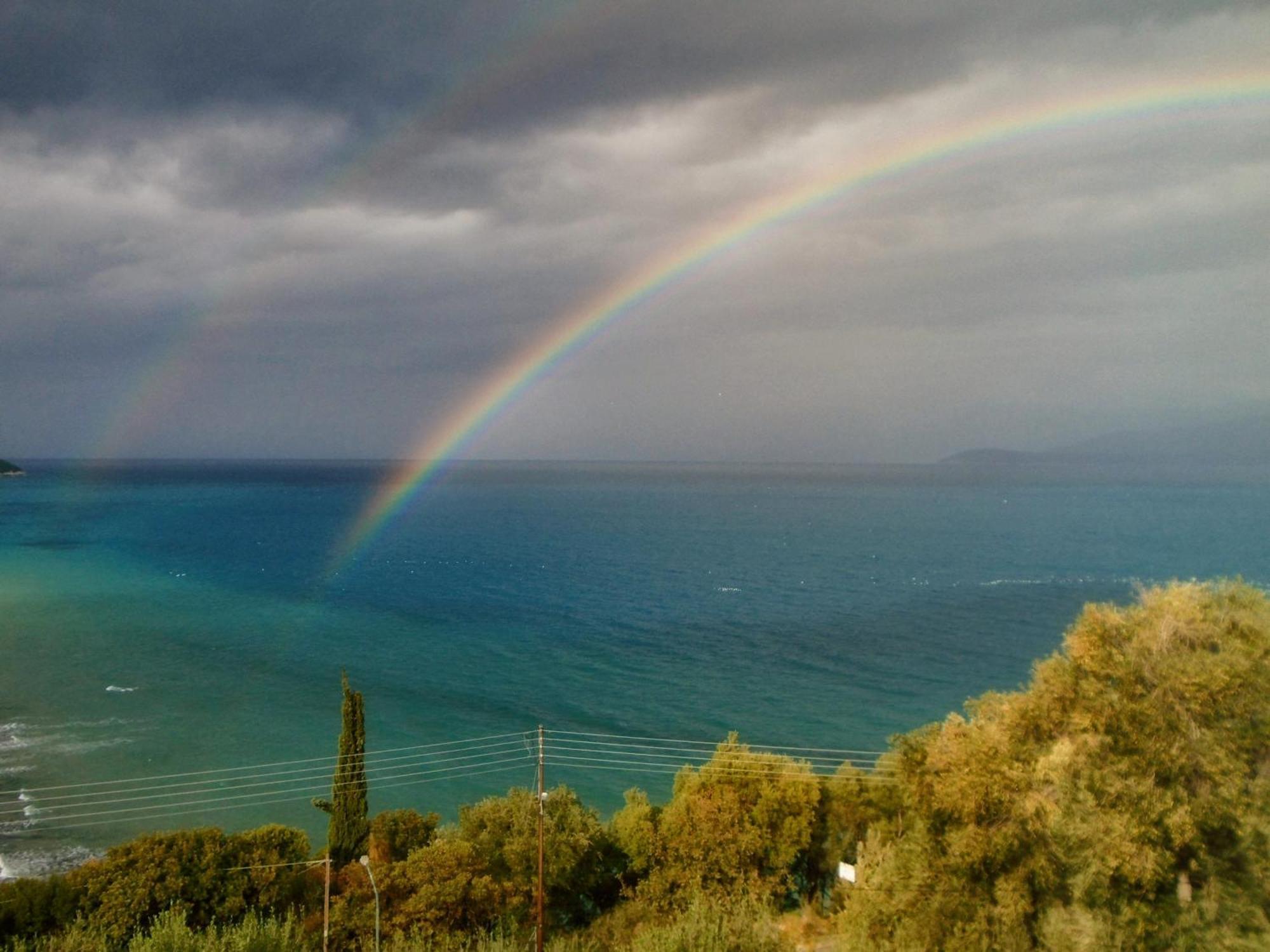 Sirios Apartments Apraos Dış mekan fotoğraf