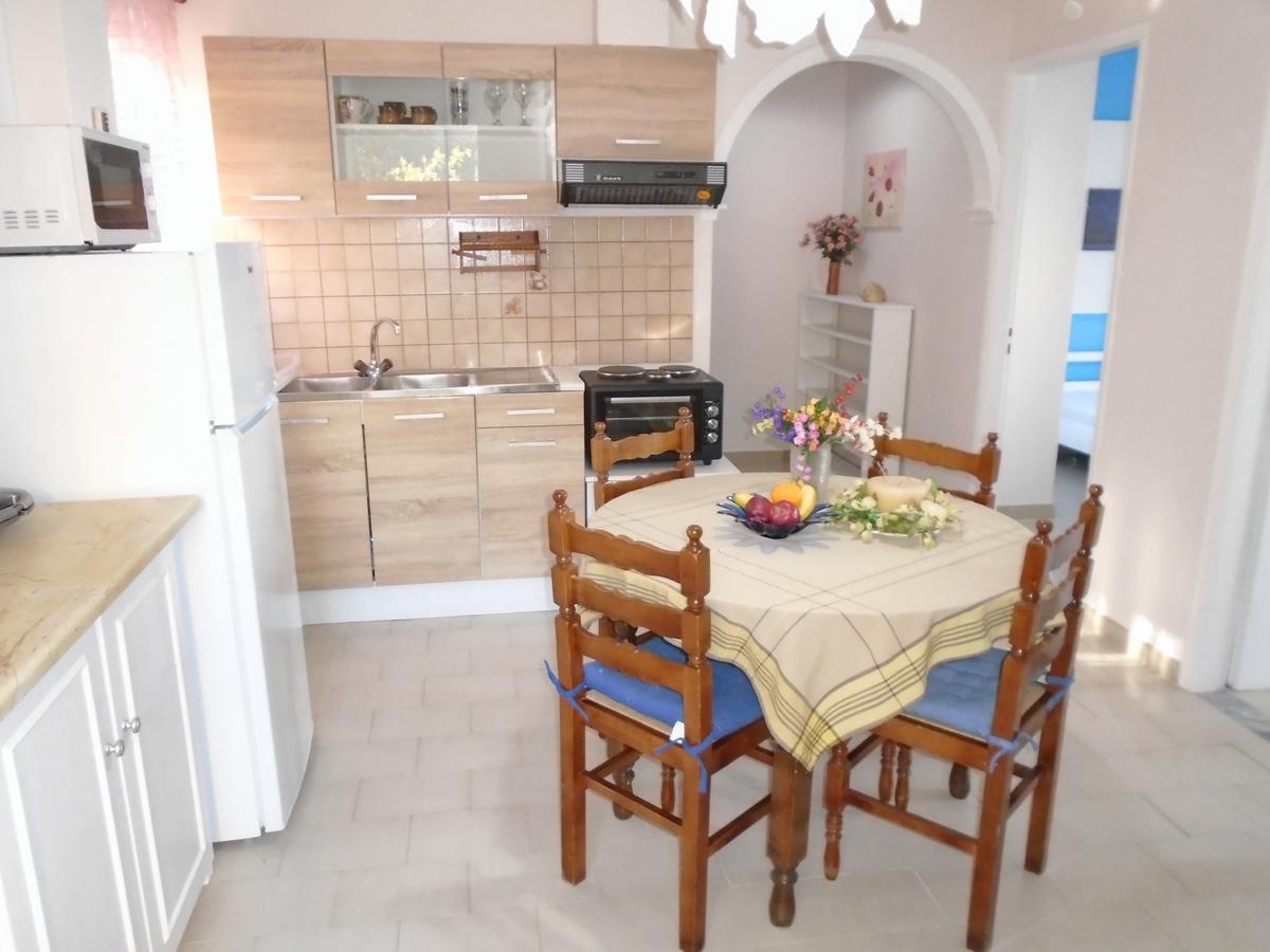 Sirios Apartments Apraos Dış mekan fotoğraf