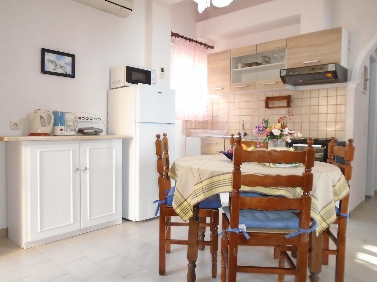 Sirios Apartments Apraos Dış mekan fotoğraf