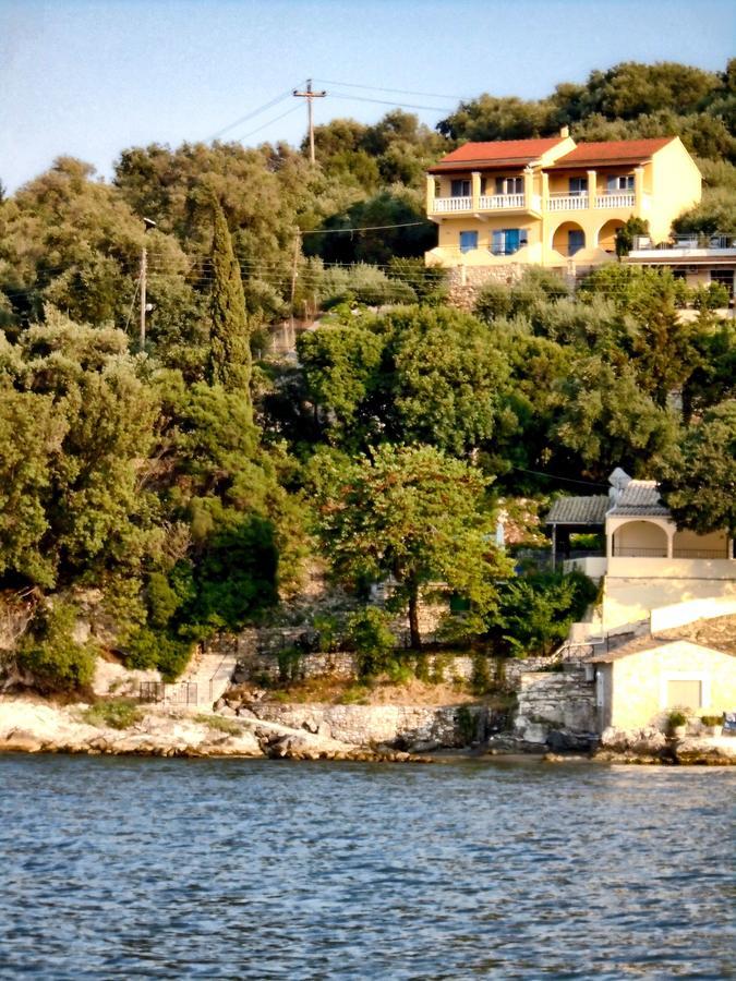 Sirios Apartments Apraos Dış mekan fotoğraf